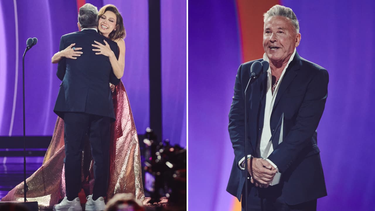 El venezolano fue reconocido con el Legacy Award y lo recibió de manos de su amiga Thalía: "Estoy muy emocionada por este momento, por celebrarte por todo lo que haces (...) por tu voz que siempre nos enamora", dijo la mexicana.
<br>
<br>Ricardo agradeció a Dios, a su esposa e hijos: "Un mensajito a todos mis colegas que estoy viendo aquí, sobre todo a los que acaban de empezar, vale la pena seguir trabajando, vale la pena que cumplan 45 años de carrera y que sigan parados ahí y yo los quiero ver por la tele y darles la patadita para que sigan adelante como algún día me la dieron a mí". 
<br>