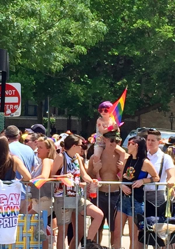 Cientos salieron a las calles de Chicago para celebrar el Orgullo Gay.