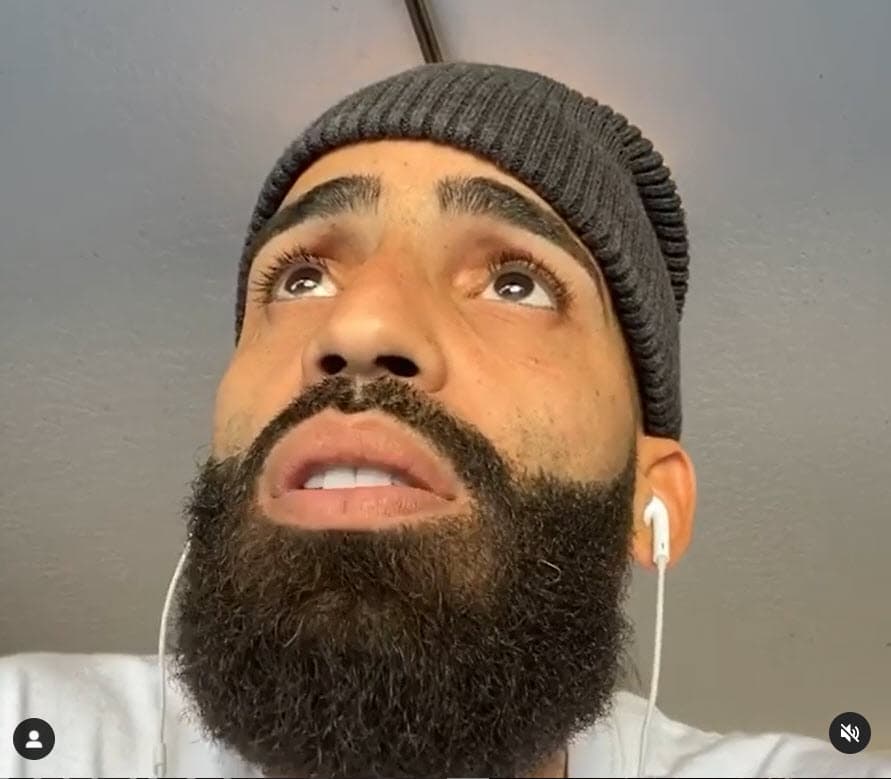 En uno más, se dirigió a Dios para pedirle "fuerzas para poder guiar esta familia por el camino correcto".
<br>