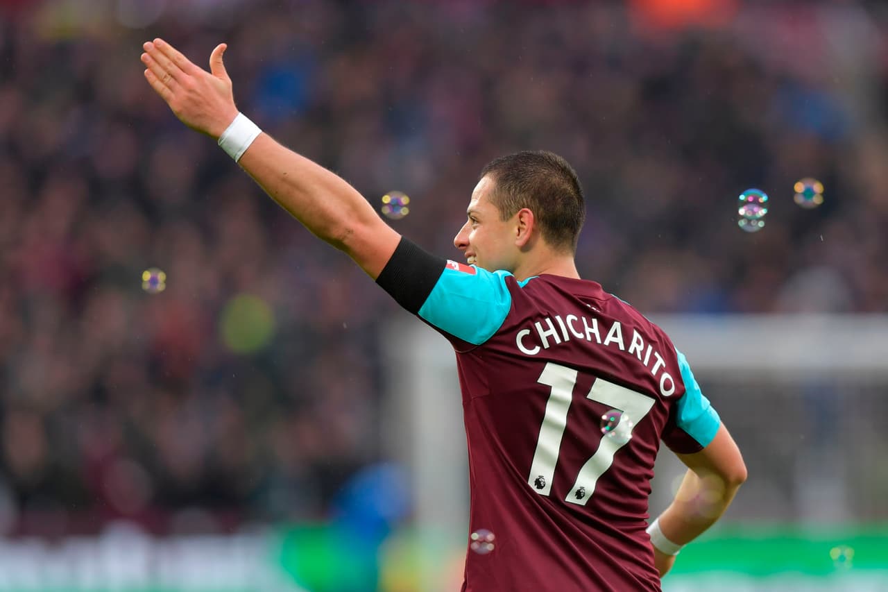 ‘Chicharito’ está encendido: volvió a la titularidad con el West Ham y vacunó al Watford