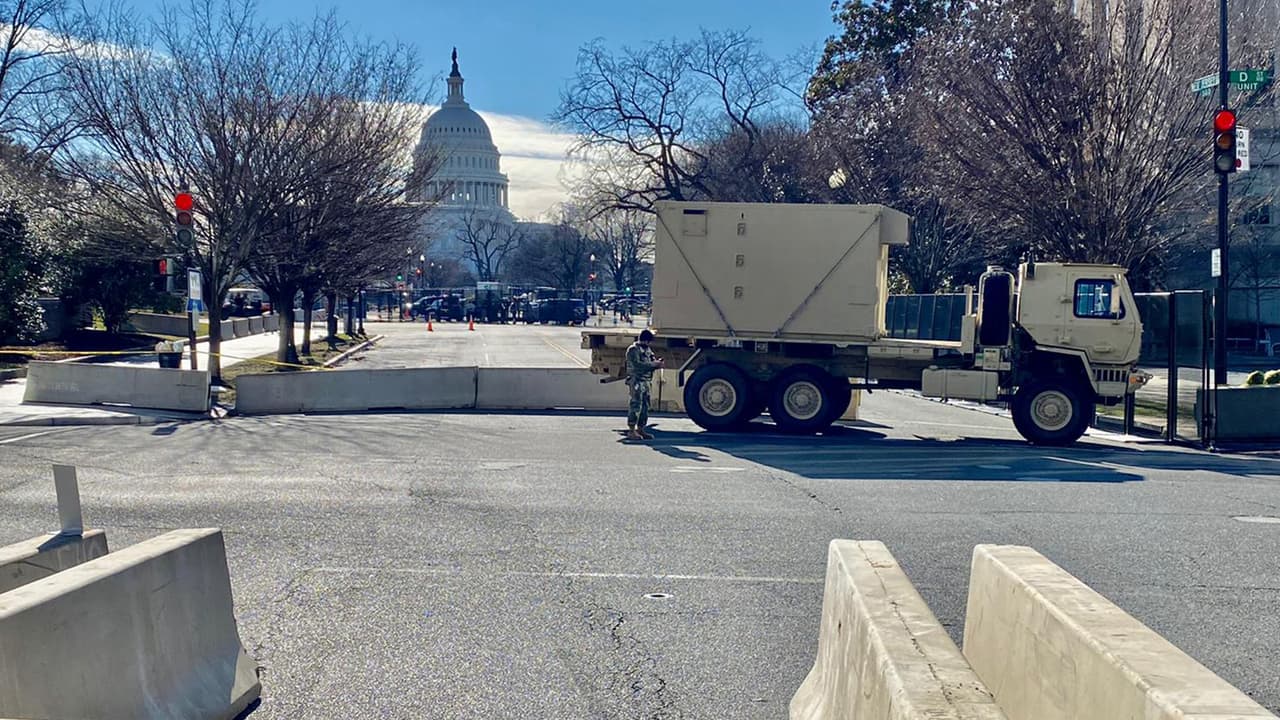 El abogado asegura que parece una ciudad desierta, no hay nadie en las calles y agrega que lo han parado en varias ocasiones para cuestionarlo.