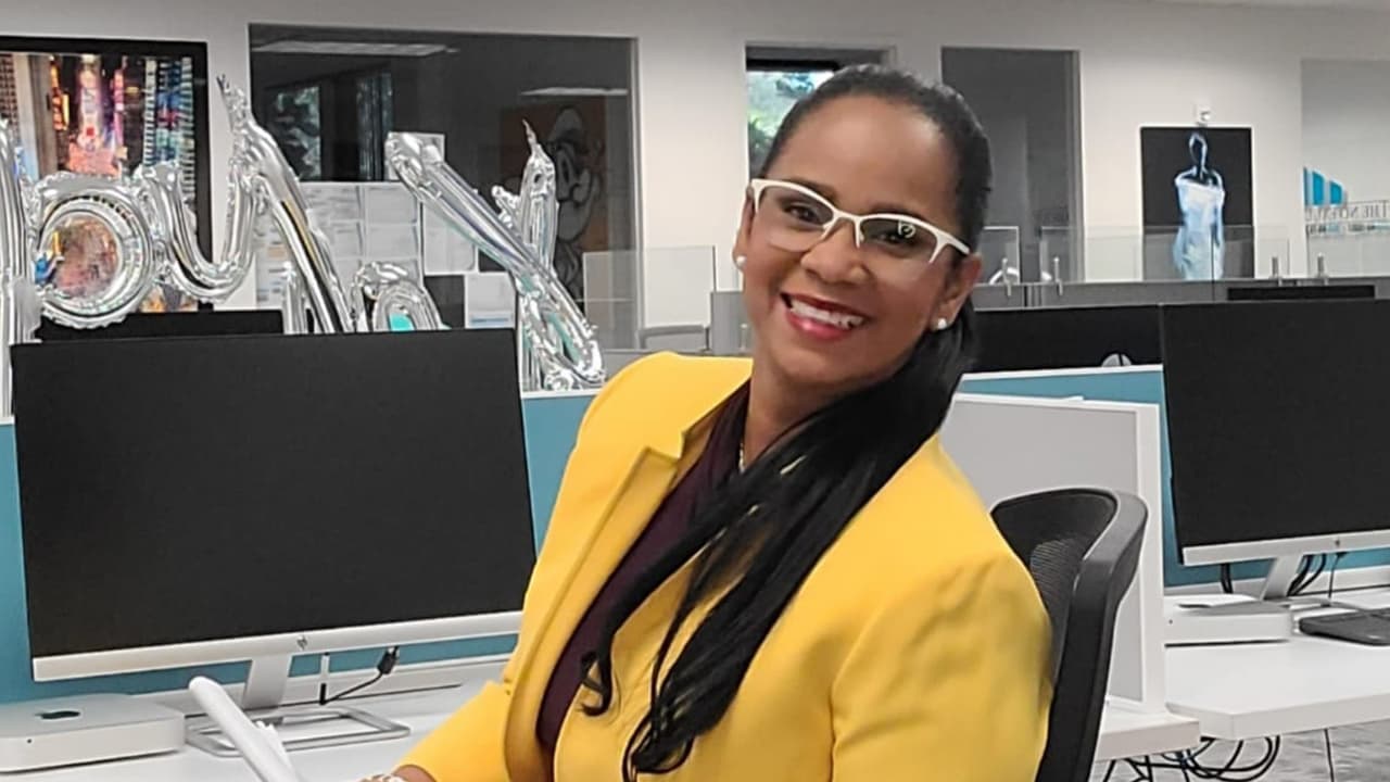 "Esta familia necesita mucha ayuda y es lo que yo estoy haciendo, tratando de ayudar, las niñas comenzaban a vivir, eran dos vidas nuevas, la mamá mentalmente está muy mal", indicó Belkys Terriente, familiar de las pequeñas quien recomendó a la comunidad manejar con precaución, considera que el accidente pudo haberse evitado.