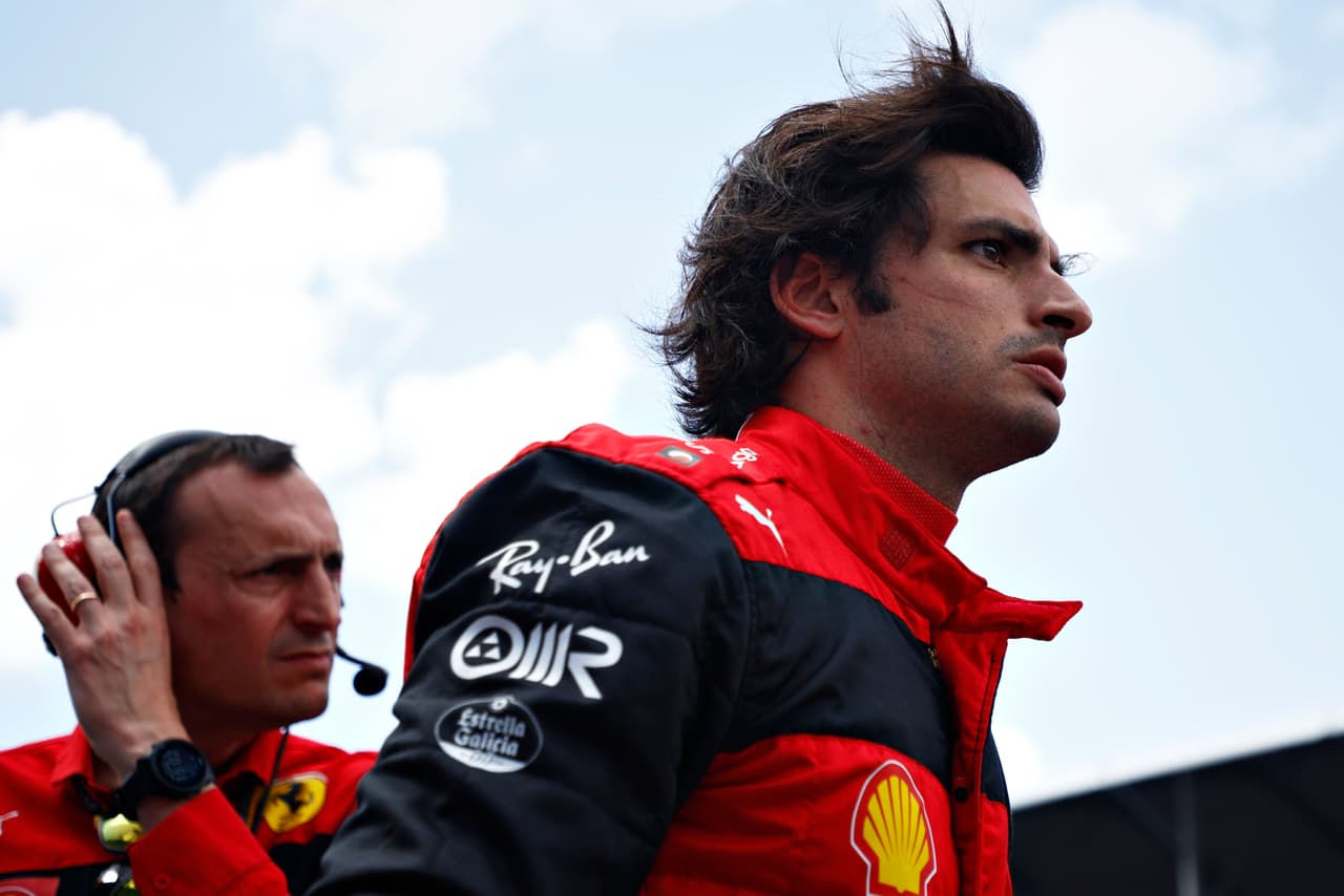 Max Verstappen ganó el primer Gran Premio de Miami, por delante de Charles Leclerc y Carlos Sainz: Checo Pérez fue cuarto.