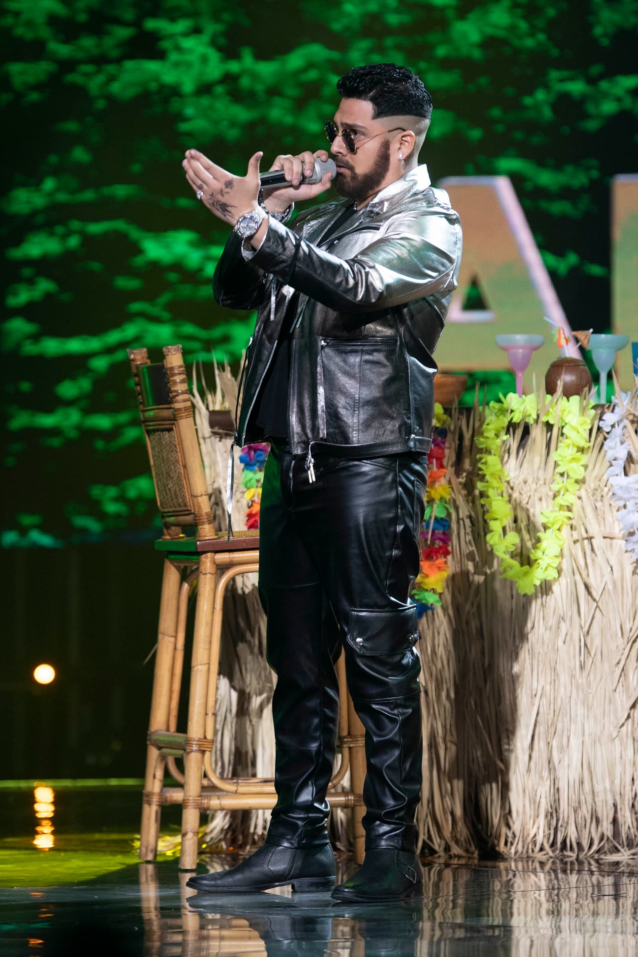 Maluma también tuvo su momento y brilló en el escenario. Desgraciadamente este dueto no fue elegido para pasar al 'duelo de muerte', pero lograron mostrar su talento.