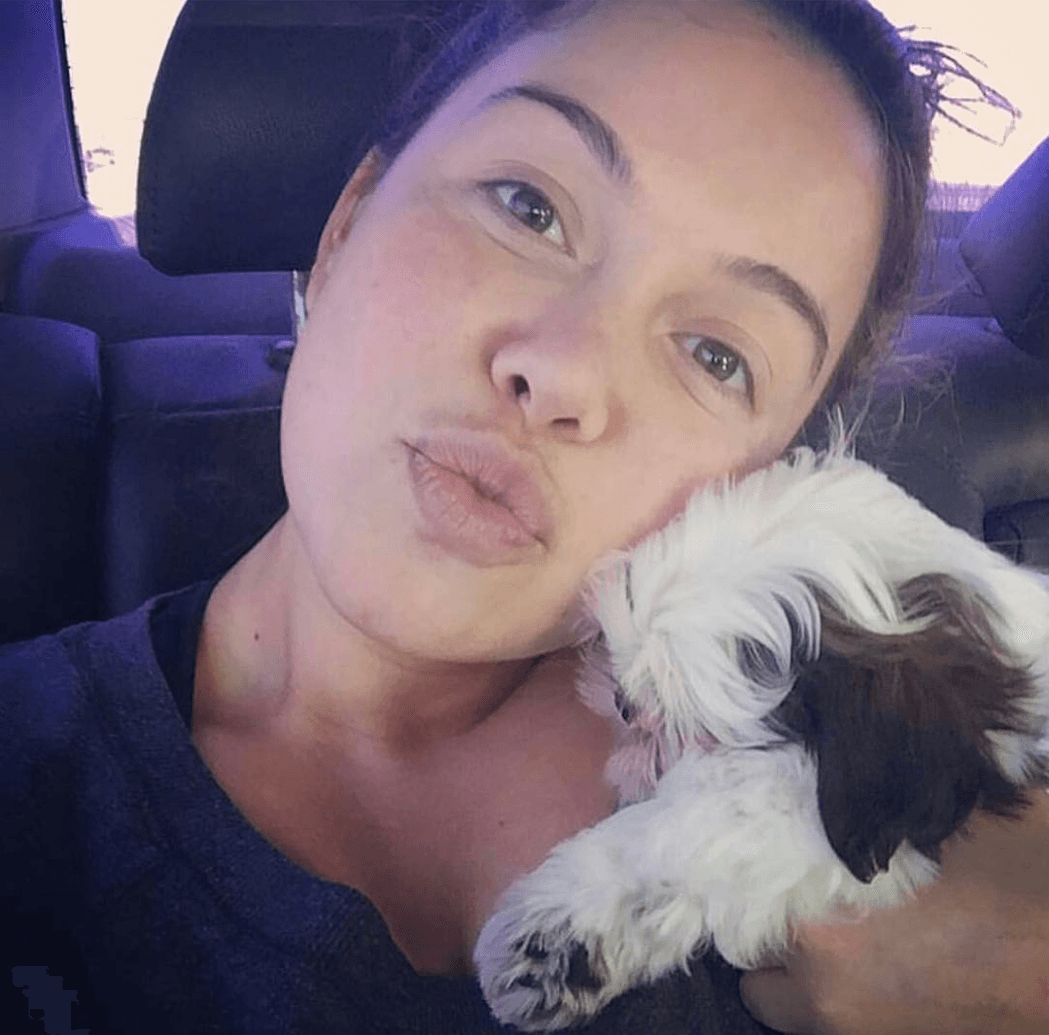 <b><a href="https://www.univision.com/temas/chiquis-rivera">Chiquis Rivera</a></b> no podía faltar en esta lista y su pequeño shihtzu, llamado
<b>Lyric Marin</b>, hasta tiene su propia cuenta de Instagram.