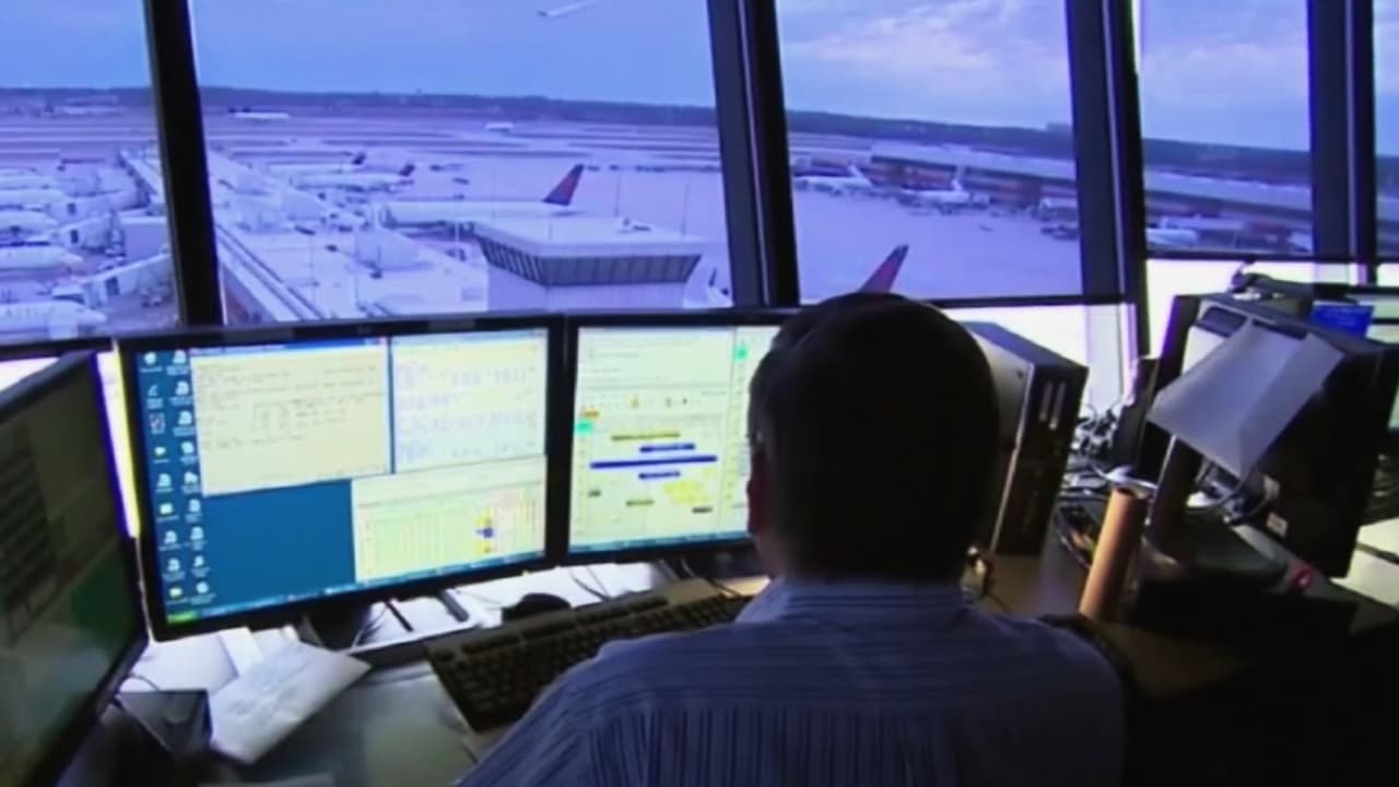 Cierre del gobierno causa retrasos y vuelos cancelados en el Aeropuerto de Filadelfia