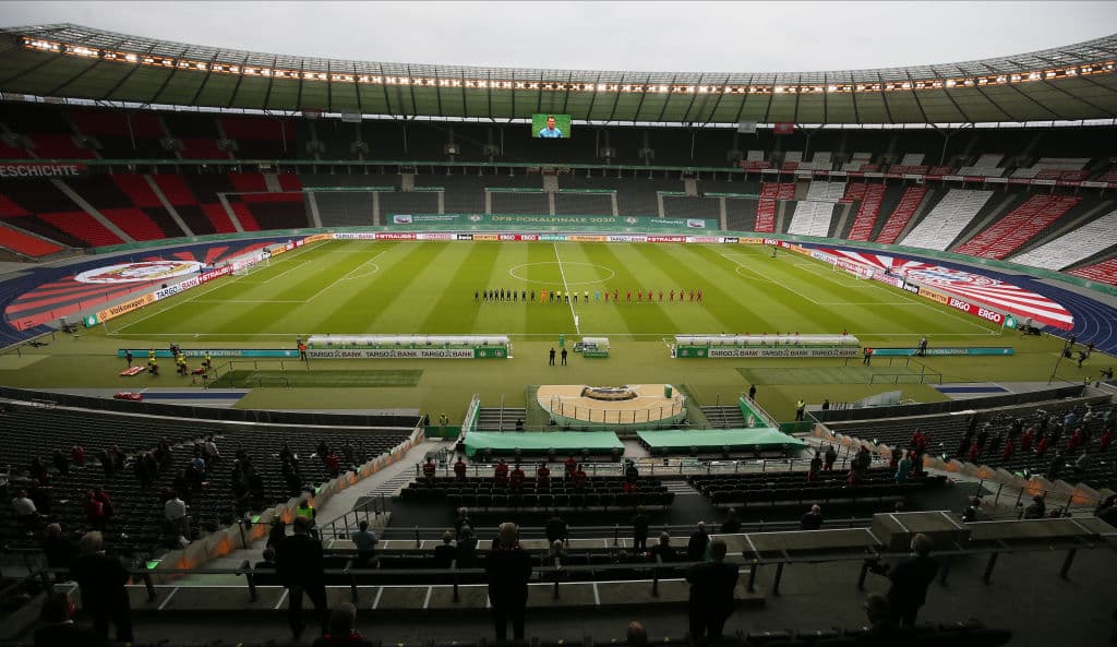 Leverkusen llegó a la final luego de golear 0-3 al Saarbrücken en la semifinal, mientras que los de Bayern Munich tuvieron que pasar sobre Frankfurt 2-1.