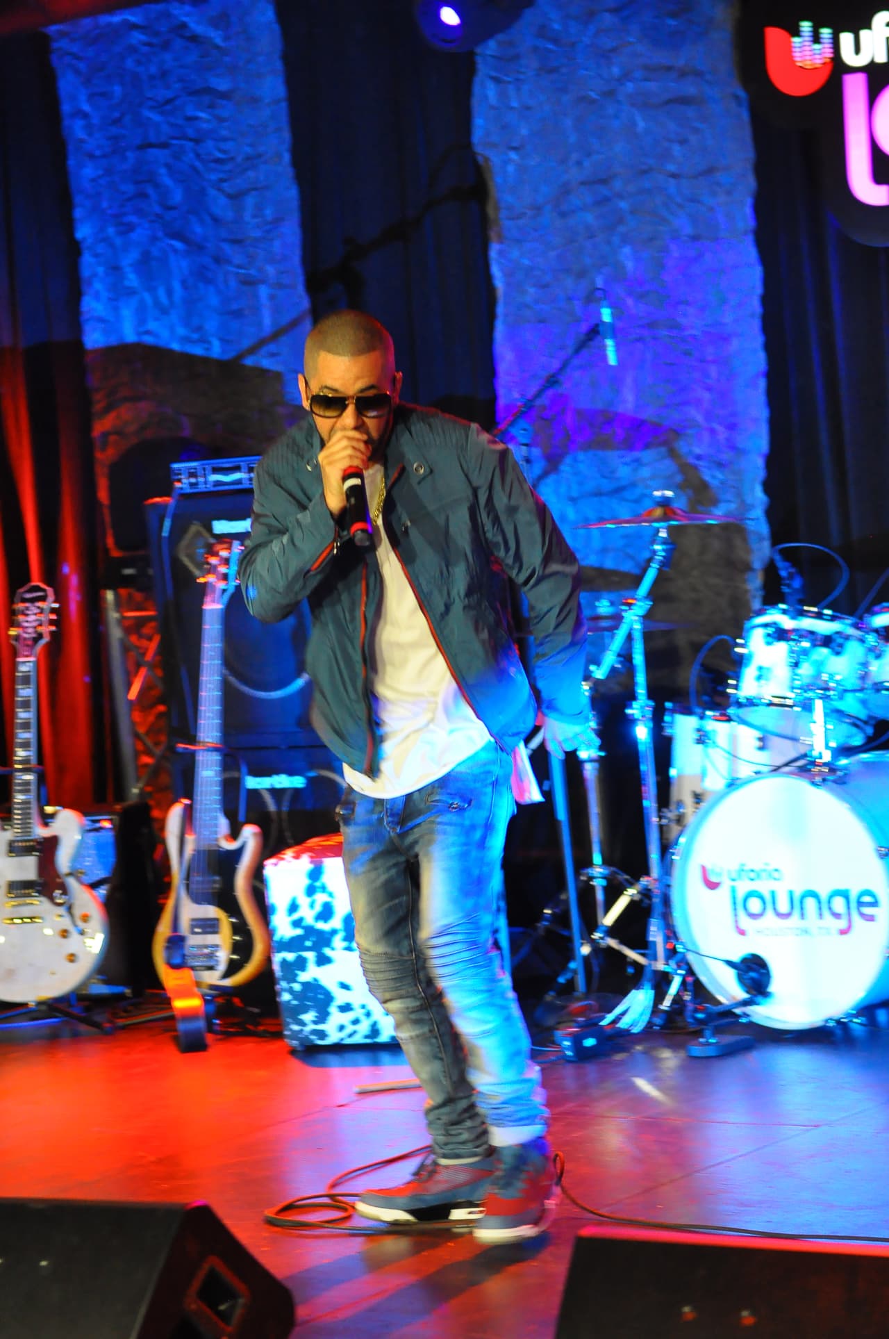 Escuchamos corridos, norteñas, reggaeton y chiripop en el segundo día.