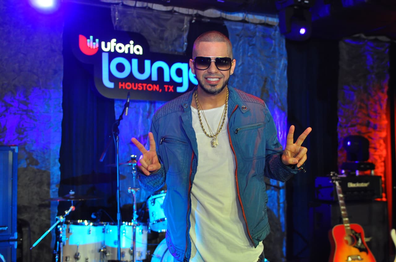 Escuchamos corridos, norteñas, reggaeton y chiripop en el segundo día.