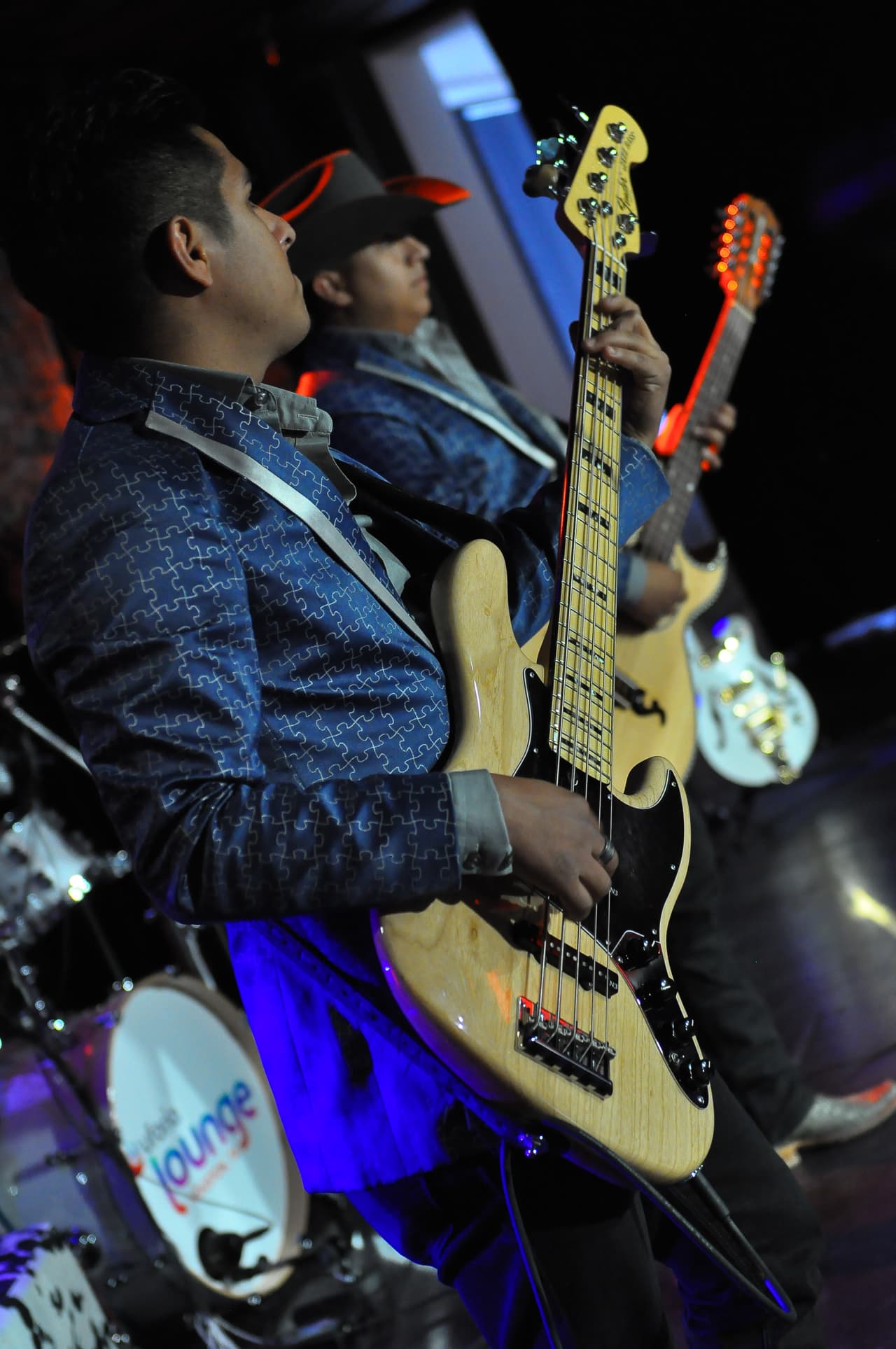 Escuchamos corridos, norteñas, reggaeton y chiripop en el segundo día.