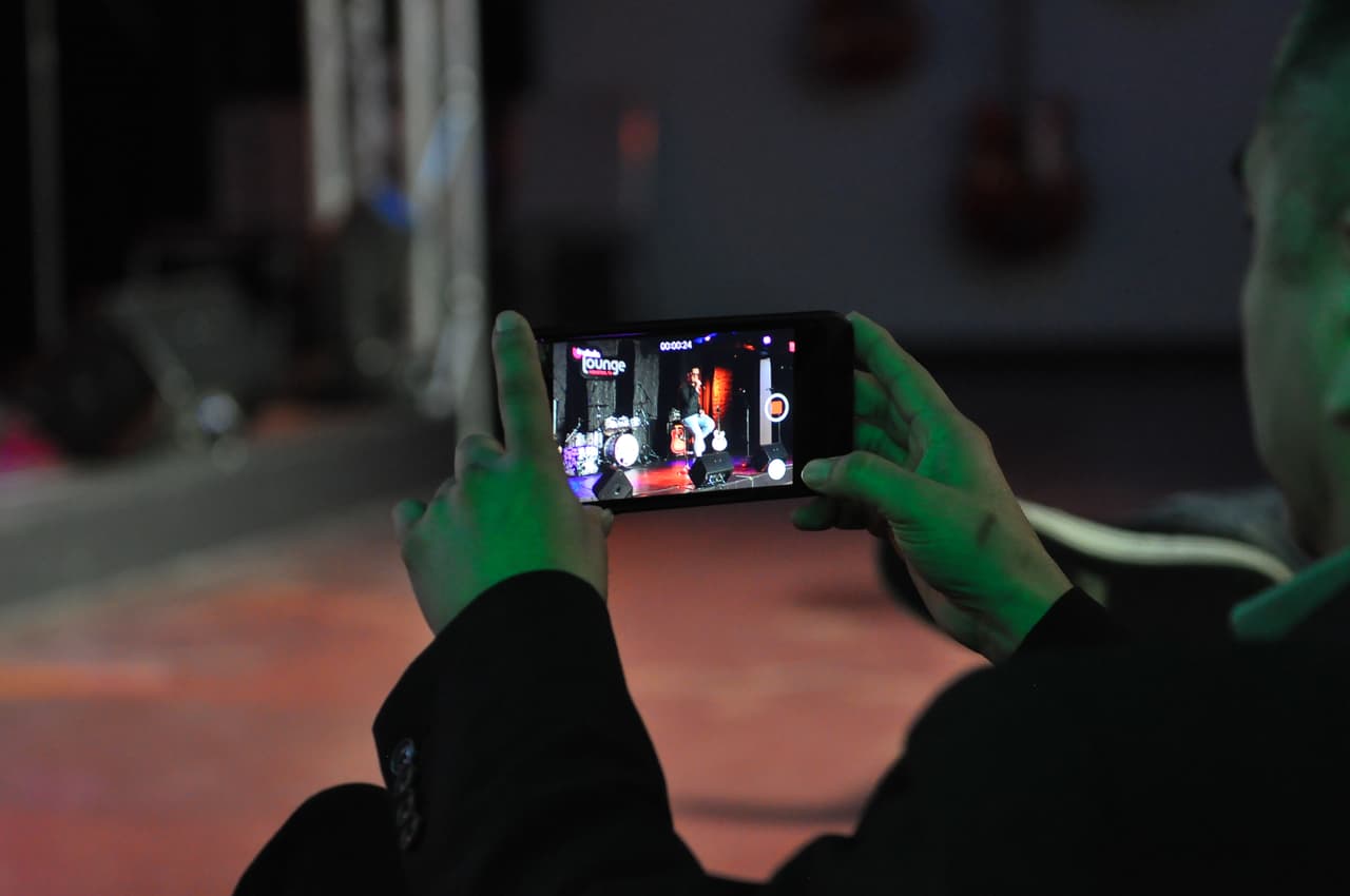 Escuchamos corridos, norteñas, reggaeton y chiripop en el segundo día.