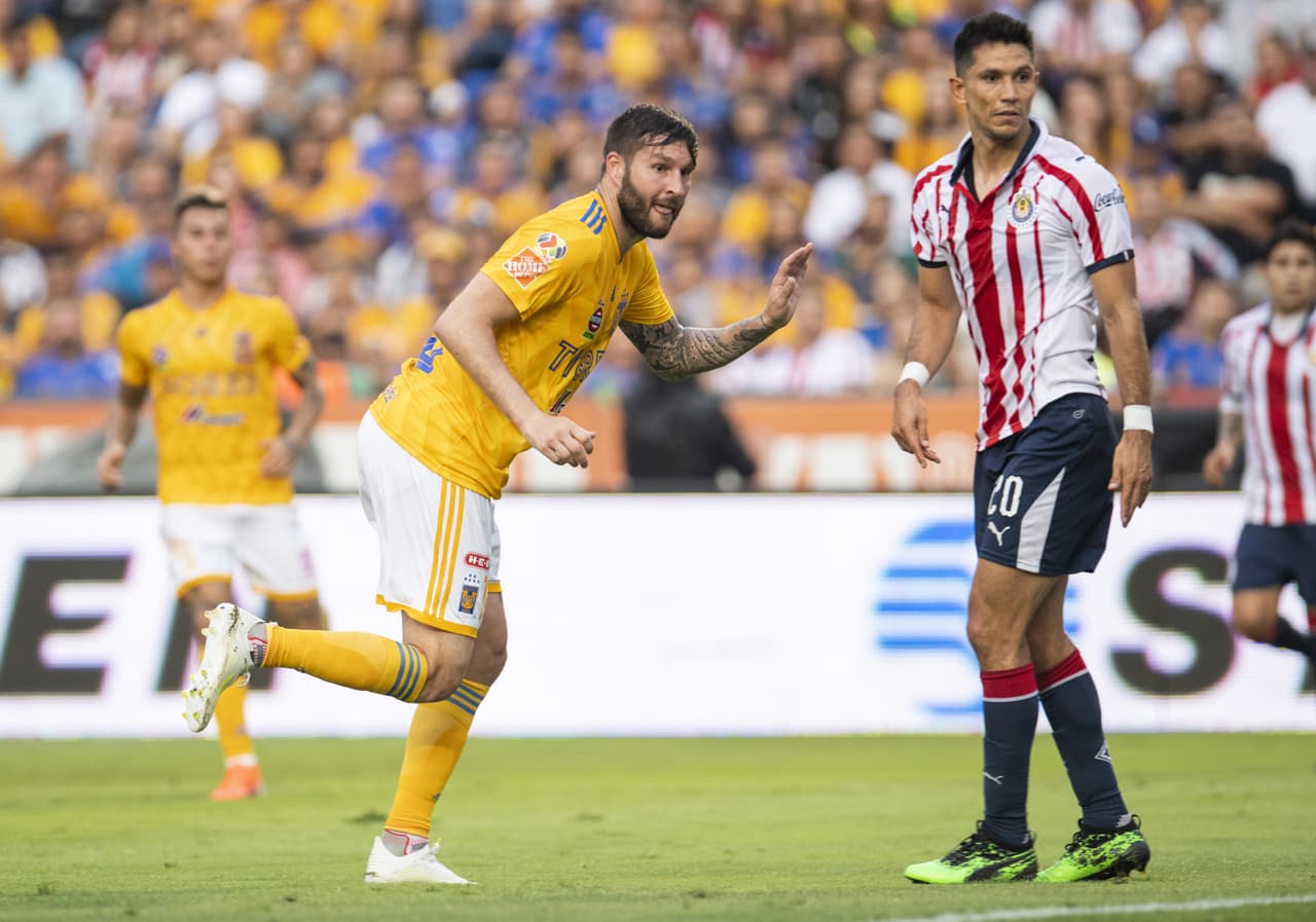 De los 51 partidos disputados, Tigres se ha llevado 16 victorias, 18 empates y 17 derrotas. Chivas los supera sólo por un partido más ganado.