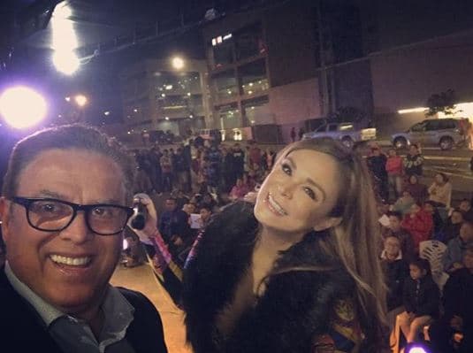 Entre las preguntas hechas por los internautas, Mario fue cuestionado si en algún momento consideró que Paco Stanley acosó a su esposa Brenda Jiménez. "No, parada nada", dijo Bezares.