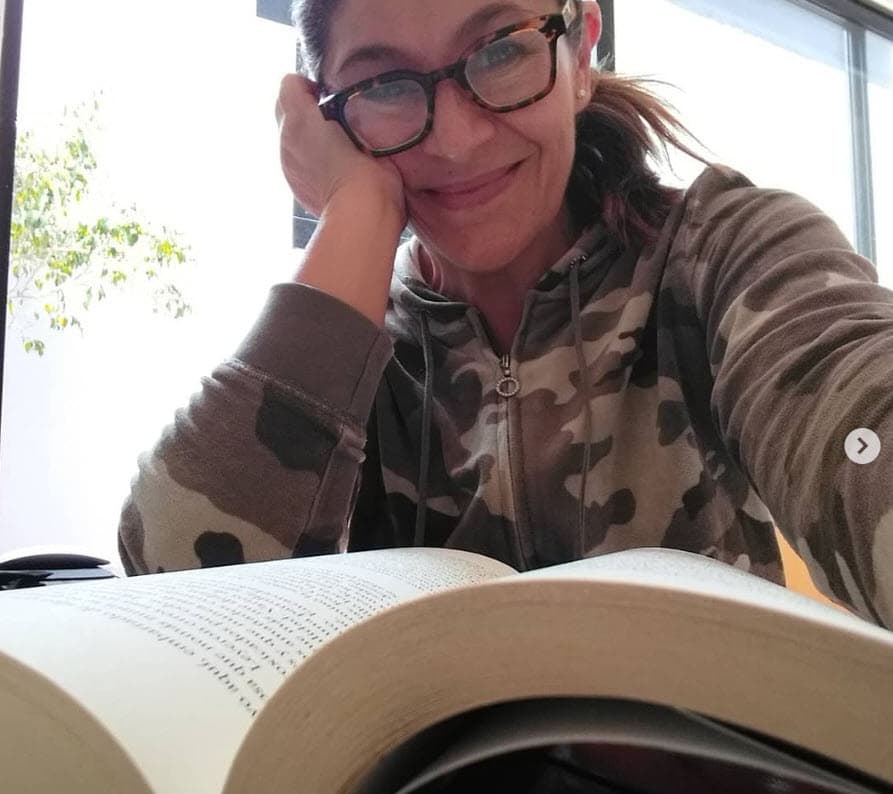 "Con todo el corazón: una disculpa Erika por no haber dicho correcto el nombre del niño, que ya me enteré de que se llama Nicolás de Jesús Buenfil. Le ofrezco una disculpa al niño por haber dicho mal su nombre, fuera de eso,
<b>no tengo nada absolutamente de qué disculparme</b>".
<br>