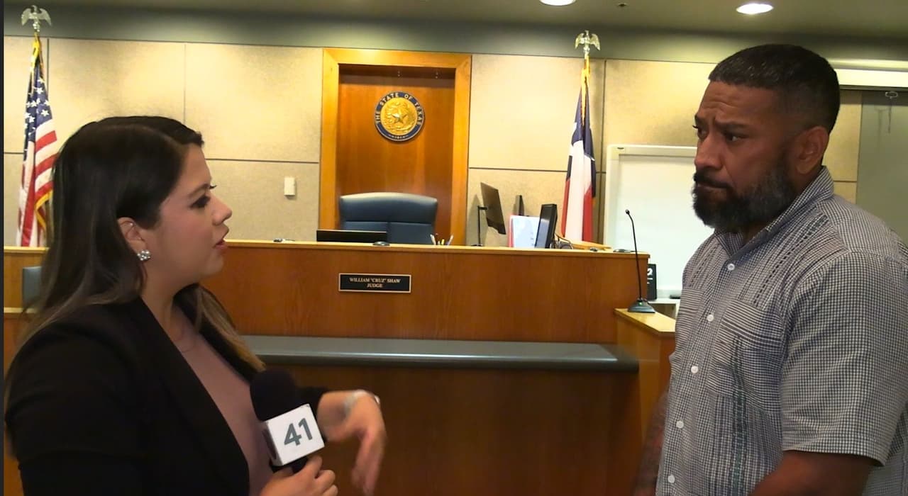 Aumentan jóvenes que esperan una audiencia tras presuntamente estar involucrados en delitos en San Antonio, Texas