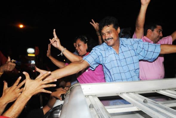 Alexis Argüello fue tricampeón en el boxeo y murió en circunstancias extrañas con una bala en el corazón. Aparentemente se trató de un suicidio, pero en su corta carrera política consiguió la alcaldía de Managua, Nicaragua, entre el 2005 y 2008.