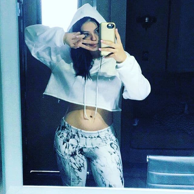 En las redes sociales ya presume sus nuevas curvas.