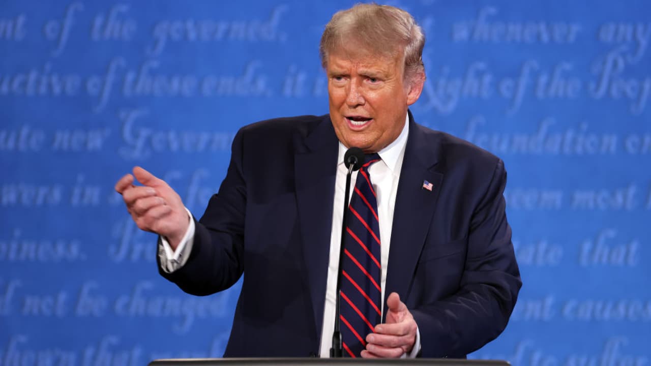 Trump no condena el supremacismo blanco en el debate presidencial y da una respuesta que complace a los extremistas