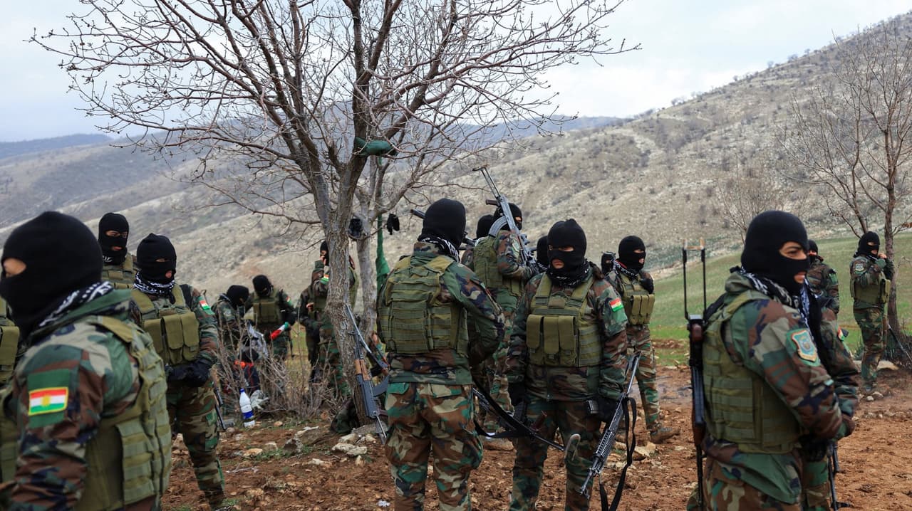 Kurdos se preparan con apoyo de la CIA para tomar control de Irán