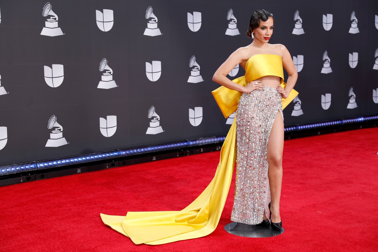 La brasileña Anitta llevó este vestido del diseñador libanés Georges Hobeika y joyas de Charlie Lapson.