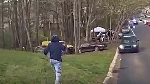 Hermanos de 21 y 24 años vinculados a un asesinato en Atlanta son arrestados tras una persecución