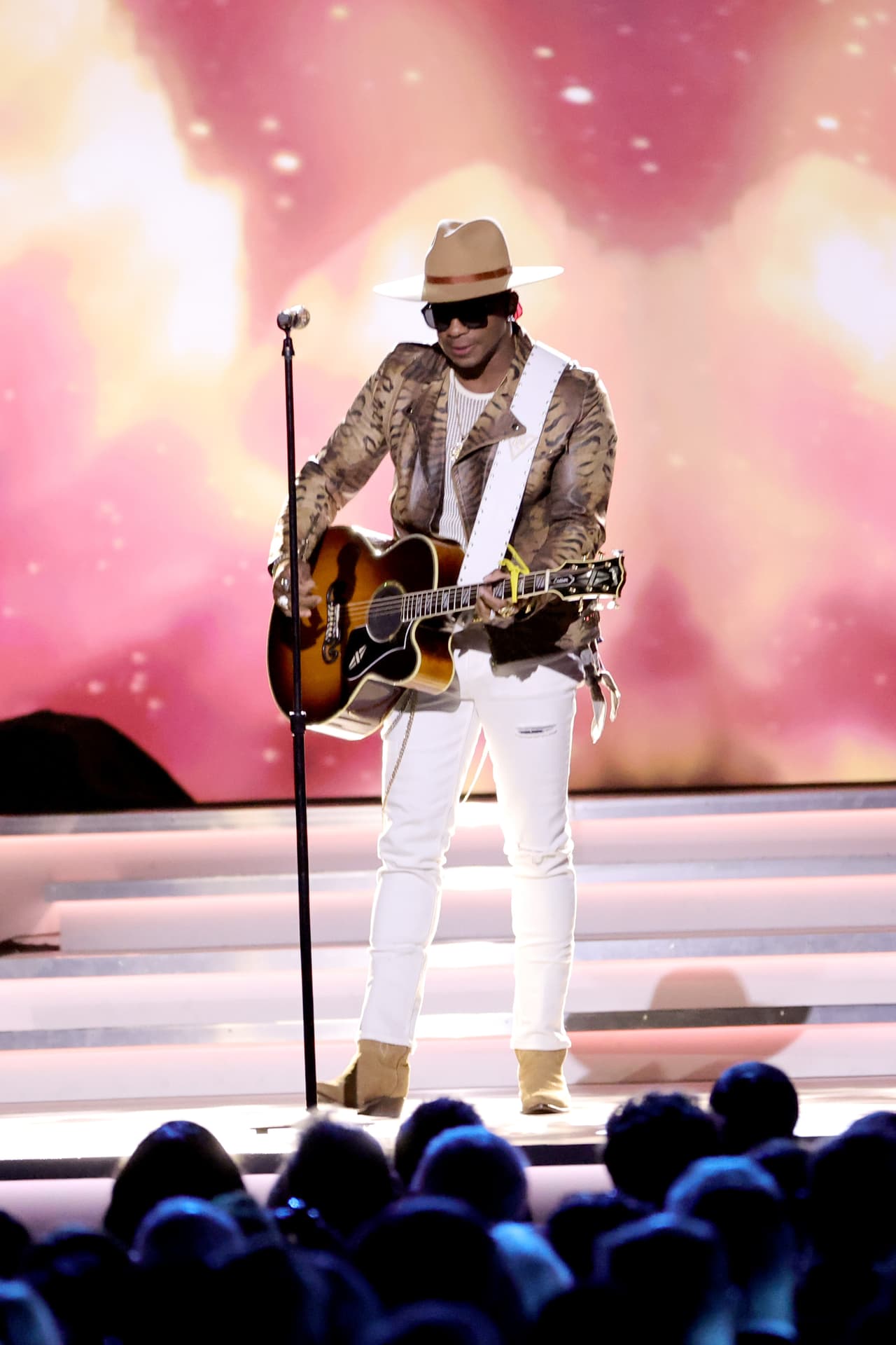 Antes de que su carrera despegara, este dijo que no tenía un centavo a su nombre, y no fue hasta que su hijo nació que se sintió preocupado por no poder proveer. Desde ese momoneto, todo empezó a cambiar.