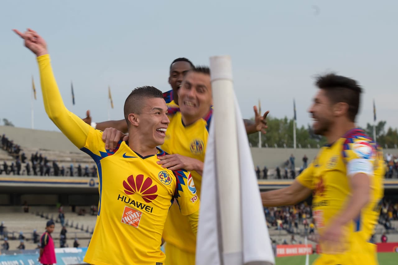 Con esa idea de ganar, al minuto 1 del primer tiempo llegó la sorpresa de los visitantes con el gol del colombiano Mateus Uribe.