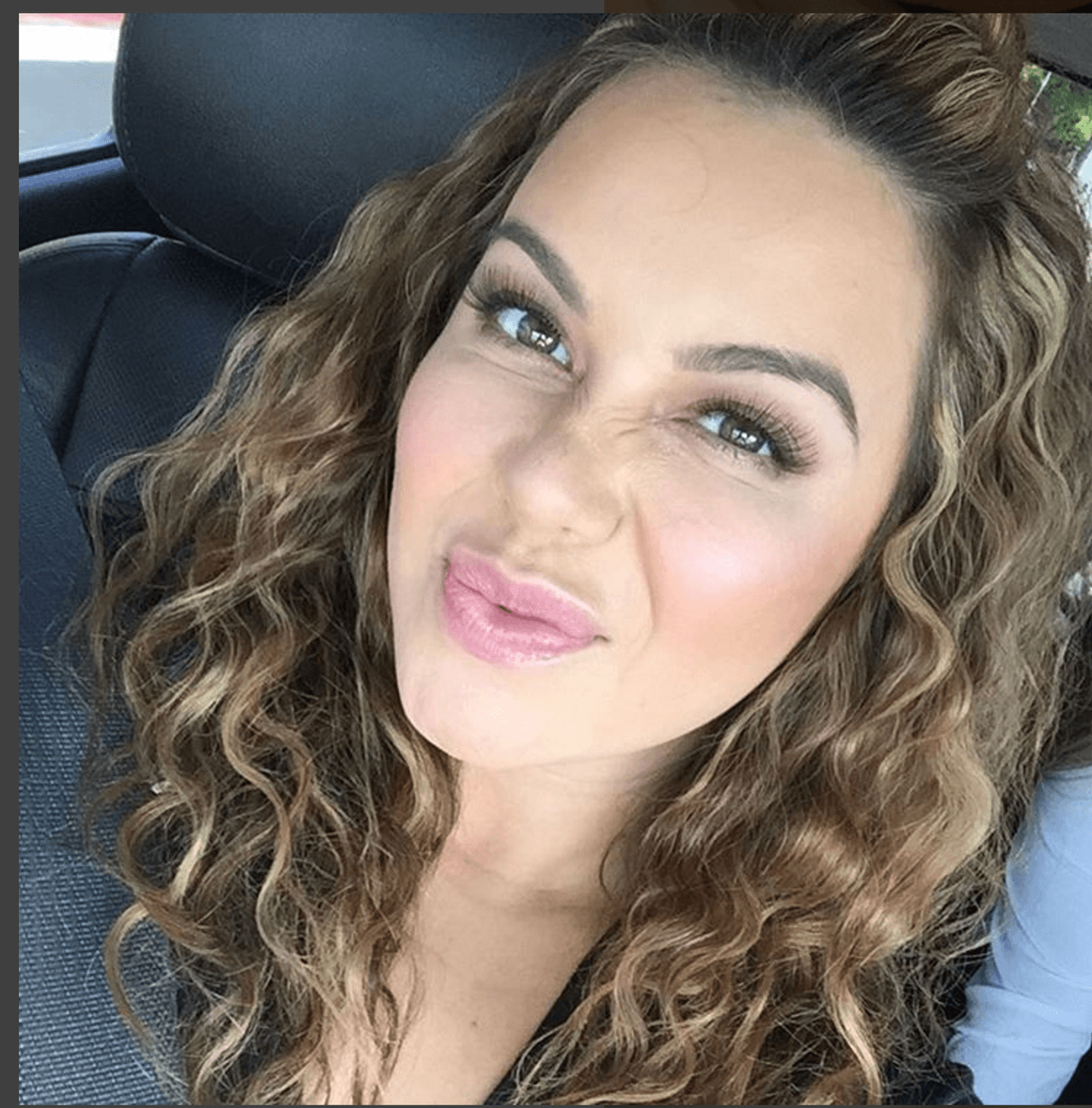 Chiquis es la reina del los 'selfies'.