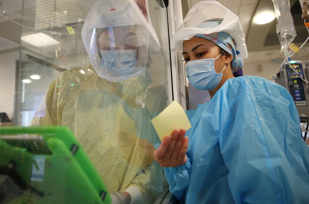 Casos de contagios en un solo día superan el promedio semanal de infección por coronavirus en San Antonio 