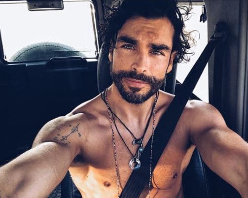 En este remake veremos reunidos a varios ganales de telenovela. Uno de ellos es Gonzalo García Vivanco, quien dentro de la trama de 'Cuna de lobos' dará vida al personaje que en su momento interpretó Gonzalo Vega: José Carlos Larios Creel.