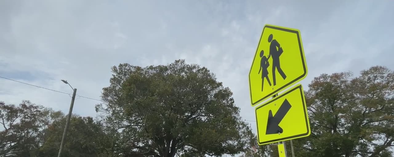 Con detectores de velocidad en escuelas de Hillsborough buscan proteger a estudiantes
