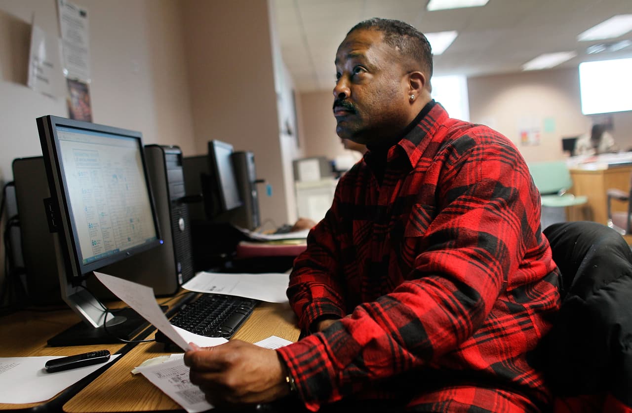 Abogados ofrecen ayuda gratuita a quienes les rechazan los beneficios de desempleo 