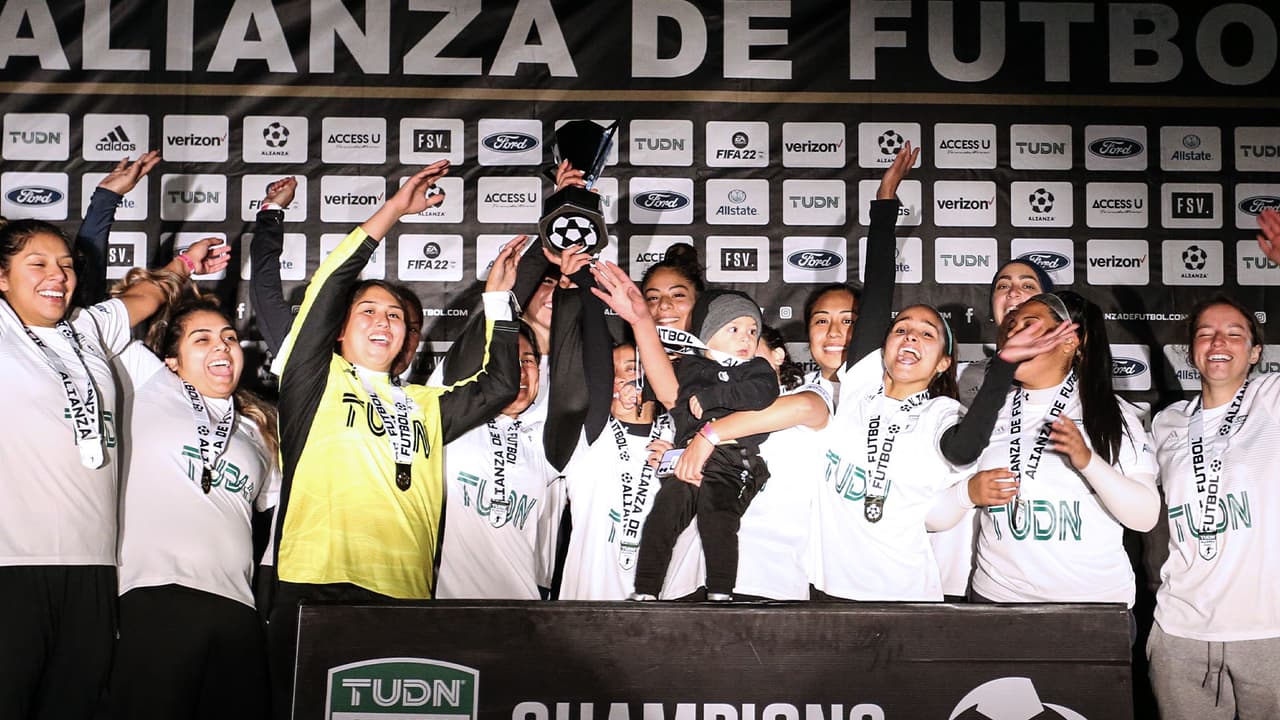 TUDN ALIANZA FEMENIL: MORELIA SE LLEVÓ LA COPA EN CHICAGO