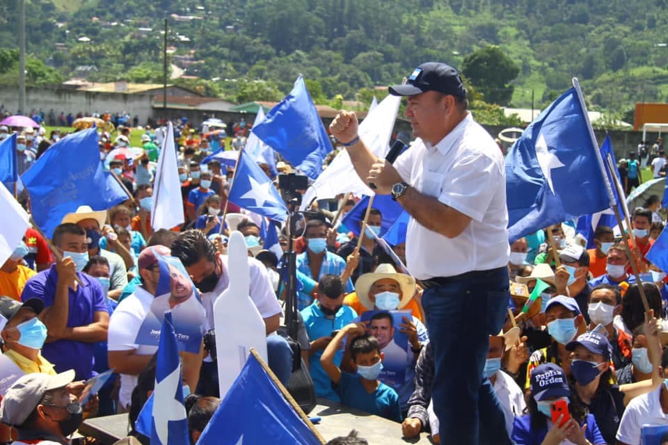 National Party candidate Wilman Pineda campaigning to become a congressman in the 2021 elections in Honduras.