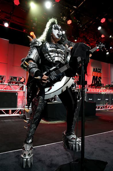 “Los que nosotros hacemos 
<b>es mucho más importante que cuando el papa da un discurso</b> el domingo de Pascua”, dijo a la agencia alemana.