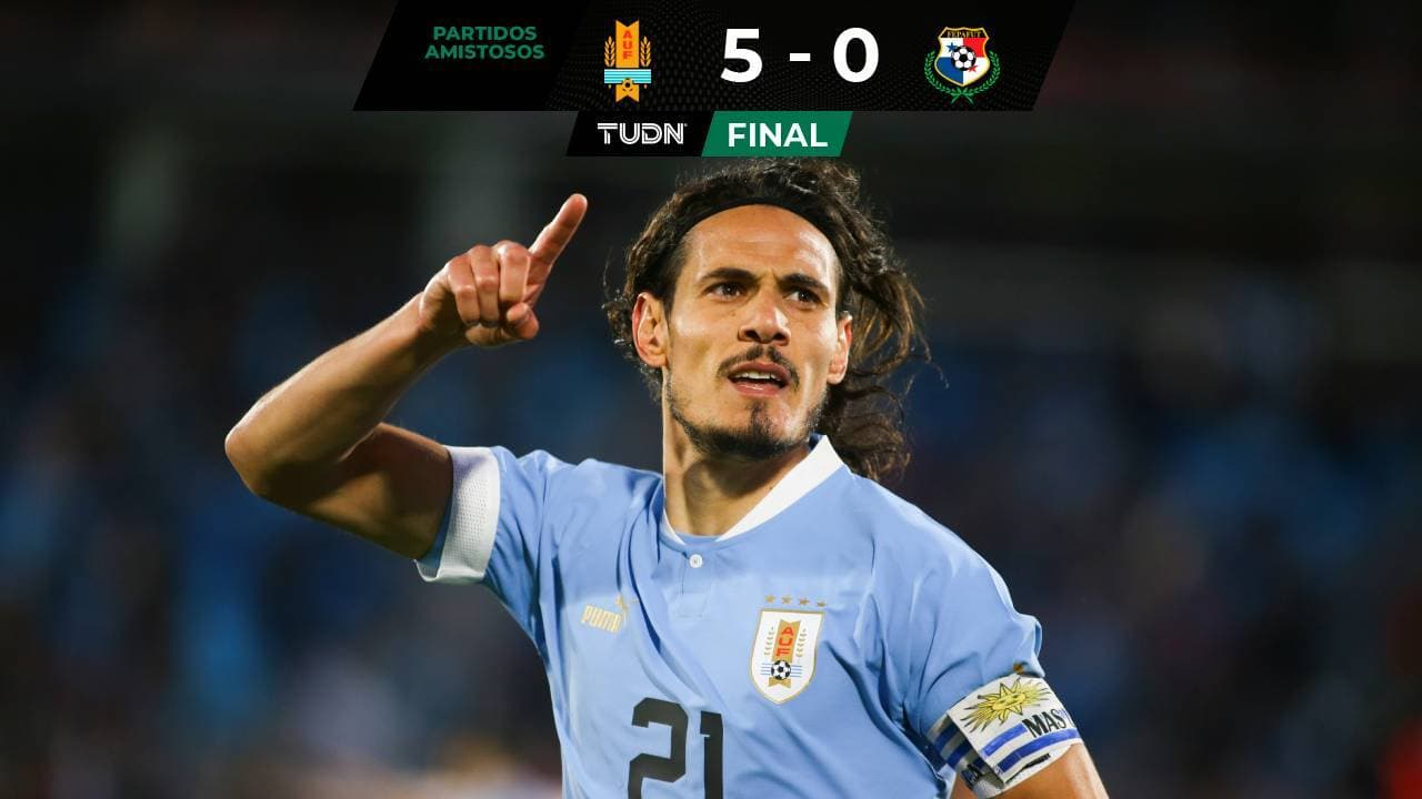 Uruguay golea a Panamá y se luce frente a su gente en el Centenario