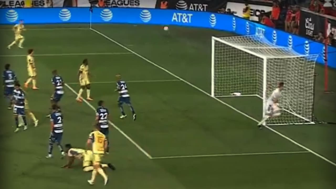 ¡Insólito! Pachuca casi recibe un gol digno de barrio