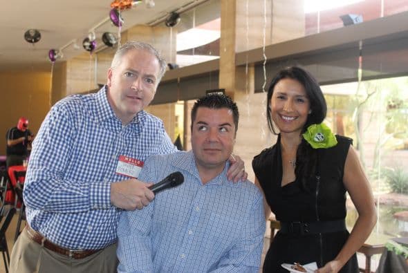 ¡Así es como Univisión Arizona celebra el Halloween!  Dulces, calaveras, disfraces y mucha diversión.  
