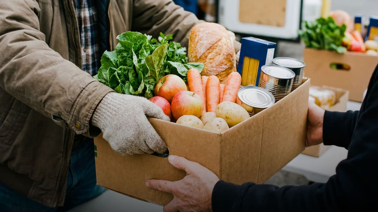 Dónde conseguir despensas y alimentos gratis en el norte de Texas en febrero de 2026