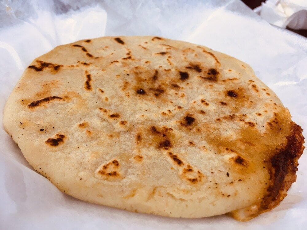 Si lo tuyo son las pupusas, pastelitos, enchiladas, empanadas, baleadas u otros antojos de la 
<b><a href="https://www.univision.com/local/atlanta-wuvg/mejor-comida-centroamericana-de-atlanta-en-2022-fotos">comida centroamericana</a></b>, Atlanta también tiene varias opciones para ti.