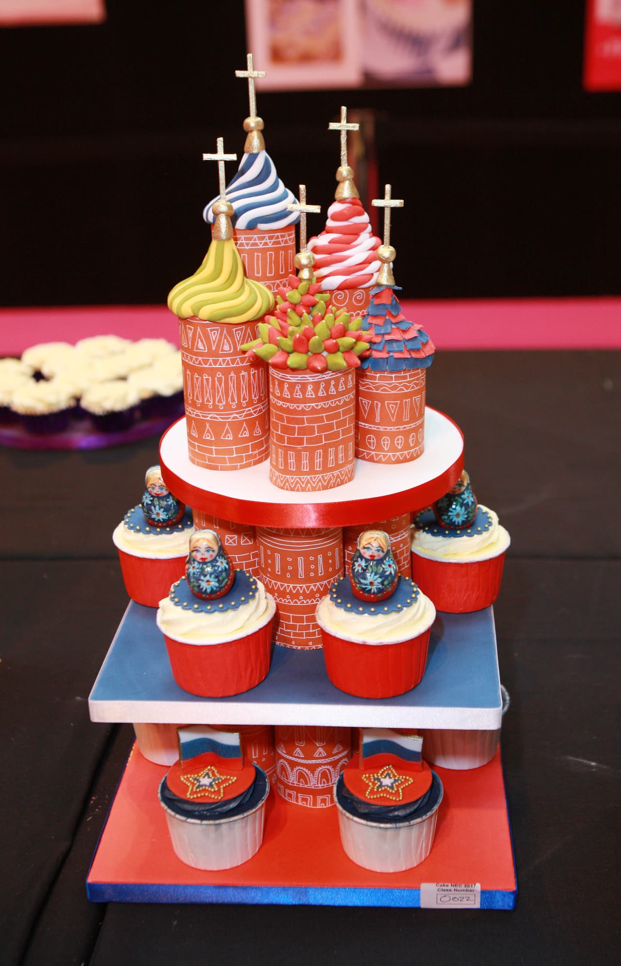 La competencia de pasteles mundial, Cake International, exhibió pasteles que llevan la decoración culinaria a lugares inesperados, con repostería en forma de personajes de películas, pájaros, perros y hasta un bebé. El show se llevará a cabo del 17 al 19 de marzo en Birmingham, Inglaterra.