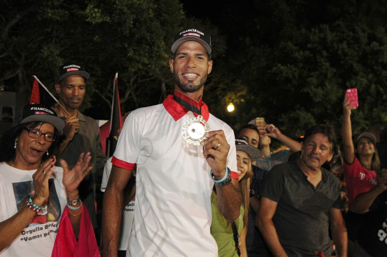 Ponce brindó recepción de héroe a Javier Culson