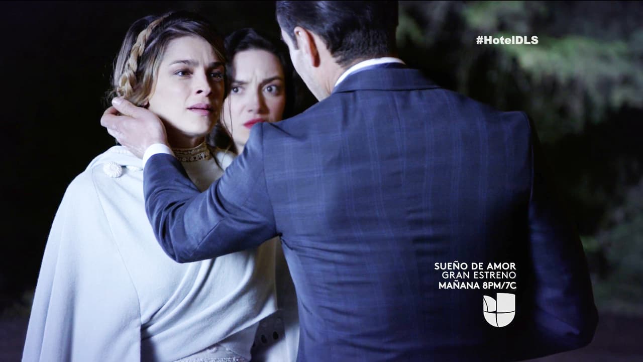 En El Hotel de los Secretos, Julio e Isabel cancelaron su viaje y regresaron al Gran Hotel para vivir separados.