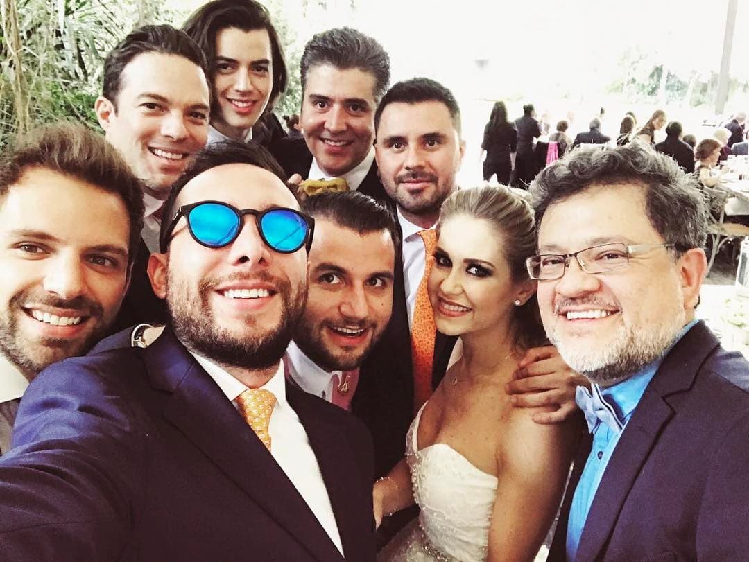 En esta ocasión Ingrid decidió invitar a todos sus grandes amigos, pues a la ceremonia chamánica sólo asistieron algunos familiares y pocos amigos.