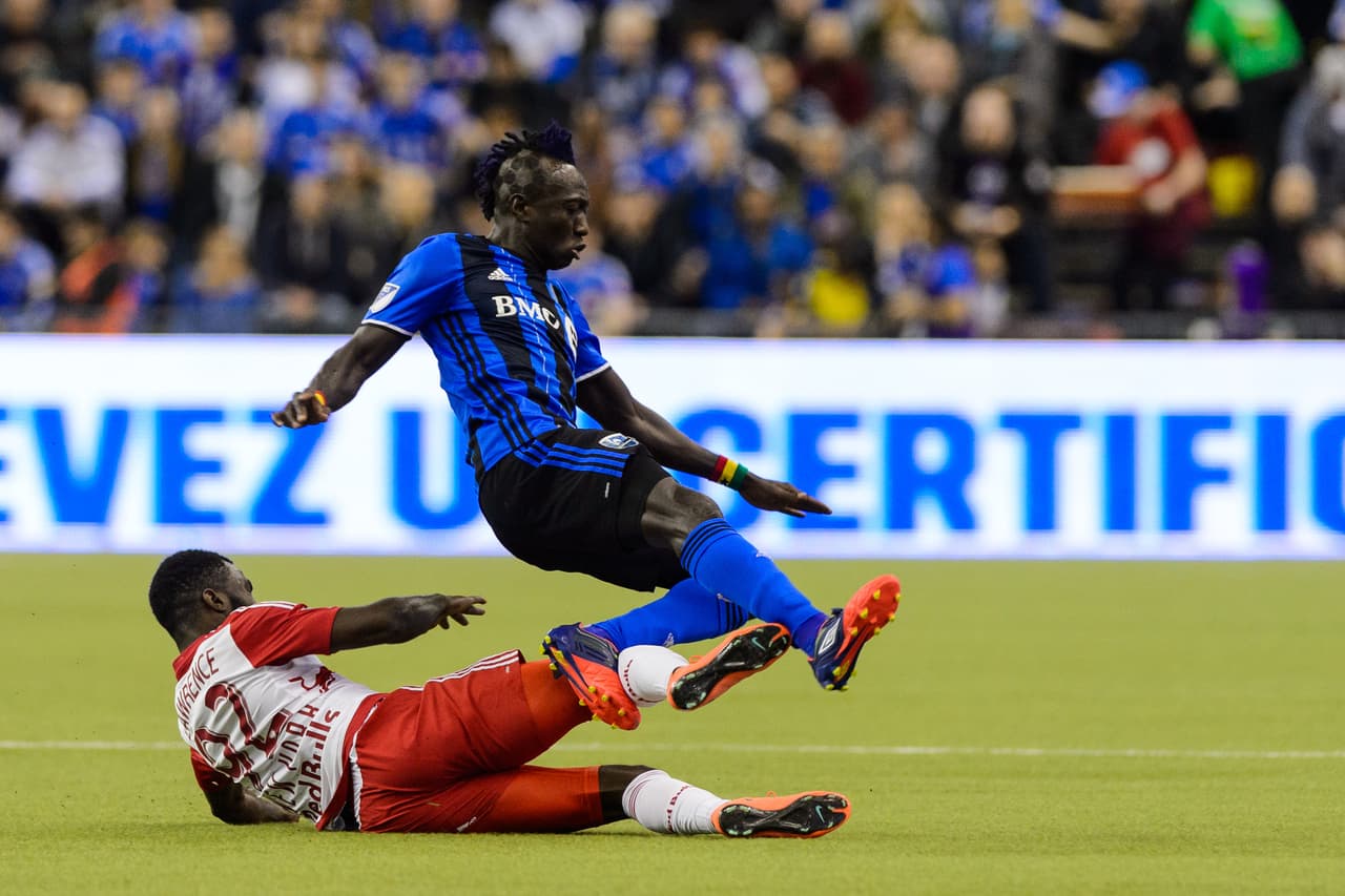 Un balón casi tatuado, uno de los cortes más singulares el de
<b>Dominic Oduro</b>, el delantero ghanés del Montreal Impact de la MLS.