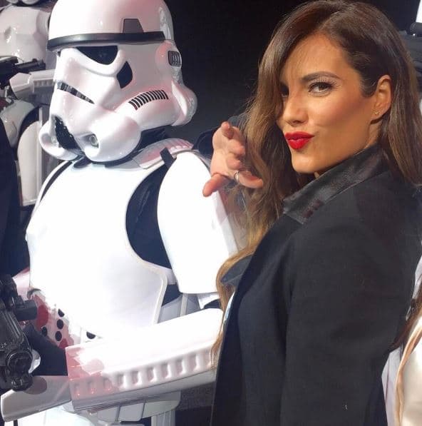 '¡Qué intensidad! Se pasan. Señores aquí no hay indirectas para nadie y mucho menos a cosas que no tienen relevancia', intentando apasiguar la polémica.