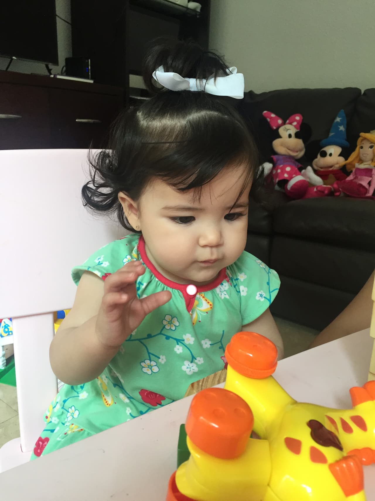 Así como Ana Patricia con Giulietta, los padres tendrán en "Univision Contigo" un aliado en la educación de sus hijos.