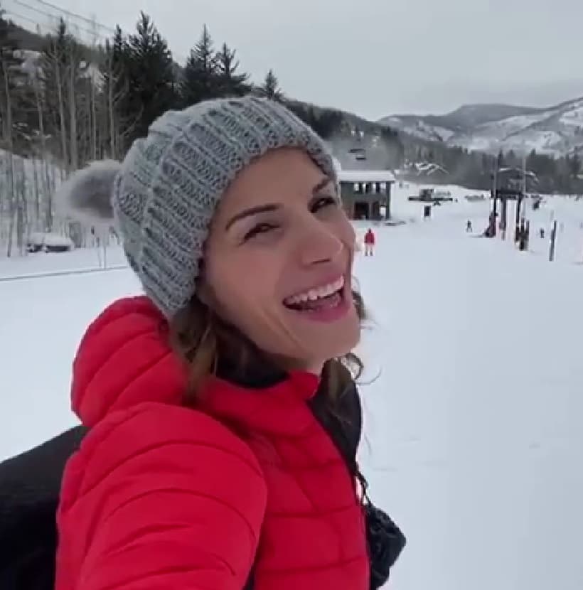 Cristy, esposa de Alan Tacher, estuvo atenta a la clase y documentando el momento para después compartirlo en redes sociales.