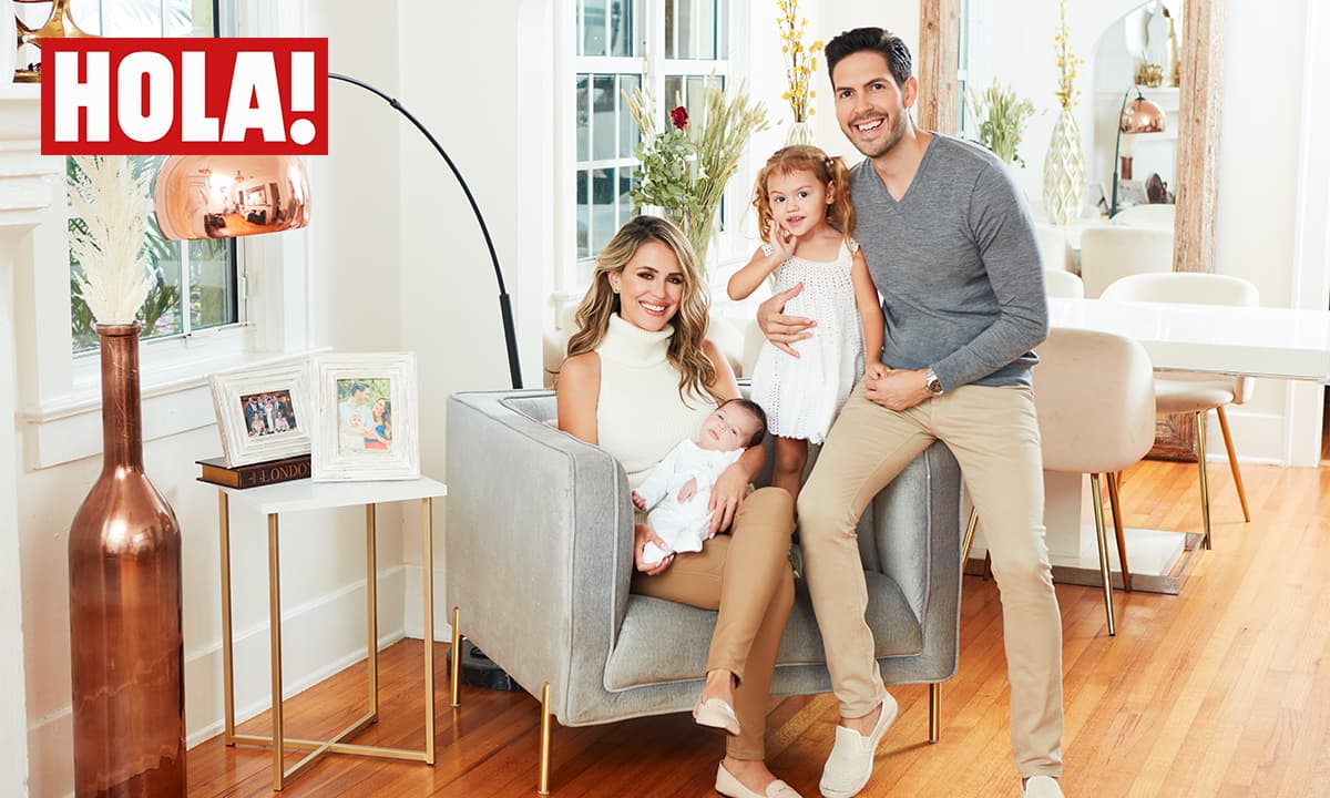 Actualmente el hijo más pequeño de la presentadora de Univision ya pesa 9 libras gracias a que, como asegura Carolina Sarassa, el hobbie del bebé “es comer”.
<br>