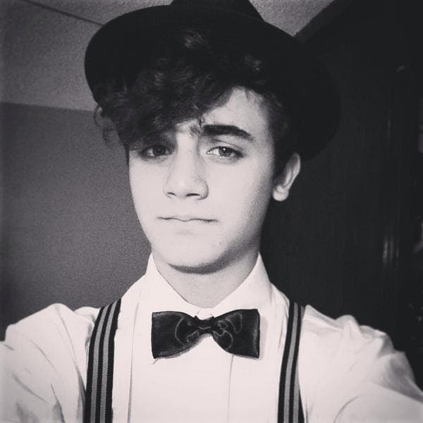 El actor juvenil que será hijo de esta pareja estelar es
<b>Germán Bracco</b>, él ha participado en algunas emociones infantiles, así como en películas mexicanas, pero esta será su primera gran oportunidad dentro de las telenovelas de Televisa.